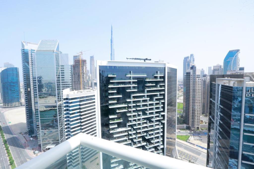 Damac Maison Prive Deluxe Studio With Burj-Khalifa View Dubai Buitenkant foto