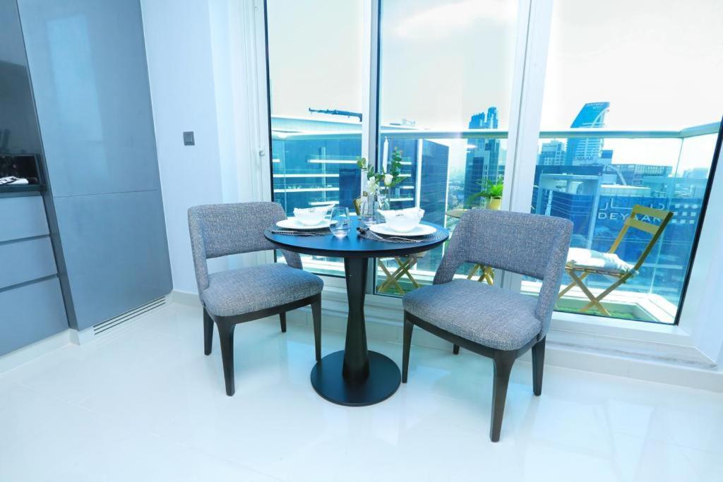 Damac Maison Prive Deluxe Studio With Burj-Khalifa View Dubai Buitenkant foto